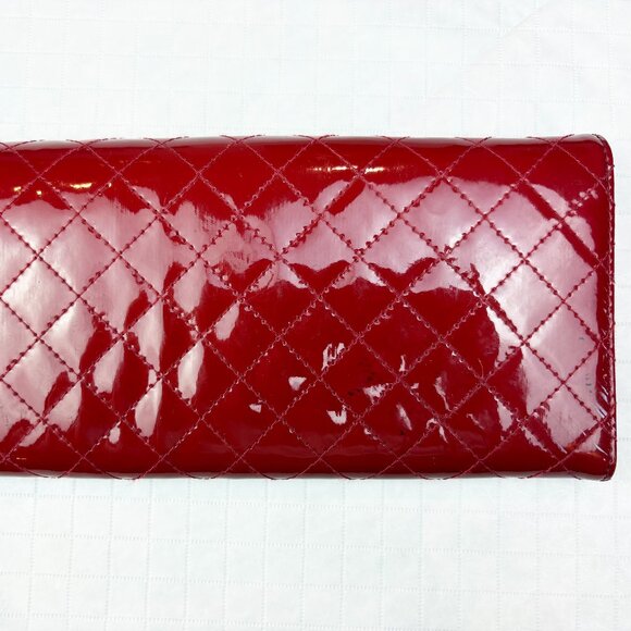 Aldo Red Quilted Patent Leather wallet / Wristlet Clutch - Picture 6 of 16
